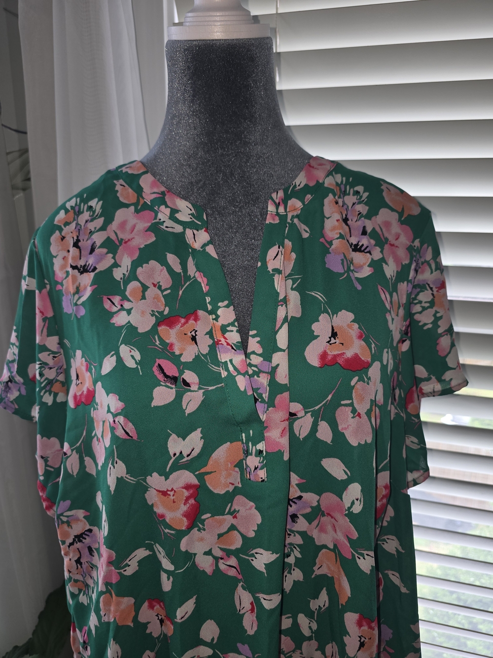 torrid Green Floral Split V-Neck Blouse